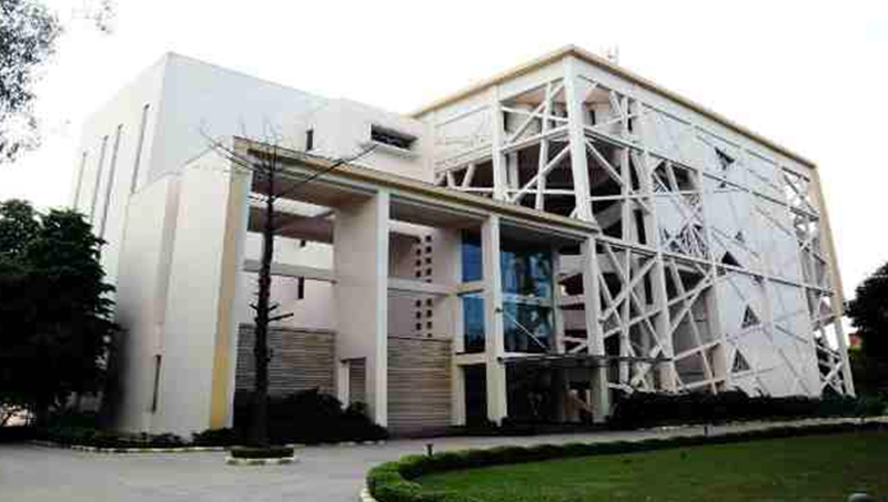 Institute of Management Technology, Ghaziabad (IMT)